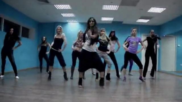 Стрип-латина