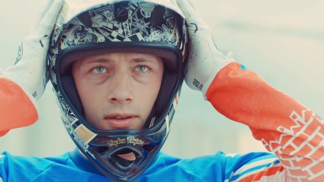 30 секунд_Сними наушники на путях