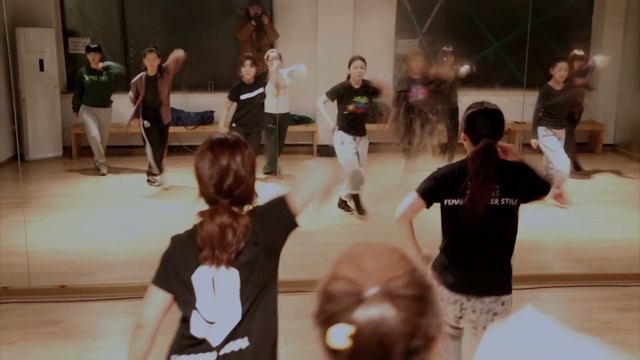 2013.URBANPLAY DANCE ACADEMY # WAACKQUEEN CLASS(waack)
