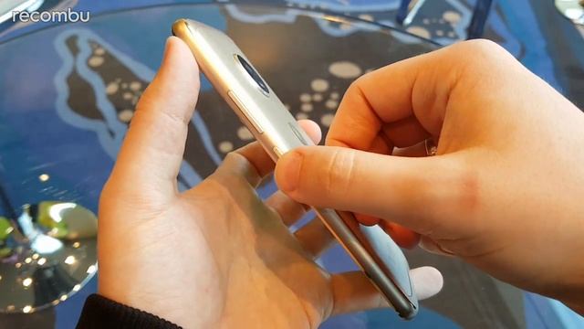 Moto G5 Plus Hands-on Review: More Metal, More Battery, More... Camera?