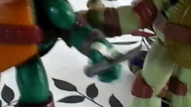 Игрушки черепашки ниндзя говаращии