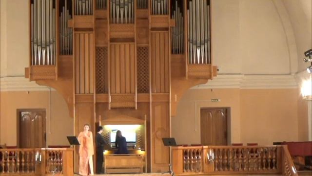 V. Bellini-Casta Diva  Aliona Smirnova (soprano) В. Беллини-Каста Дива Алёна Смирнова (сопрано)