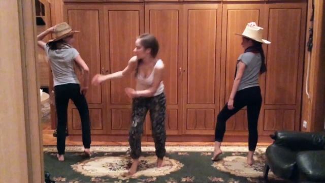 Танец детей 2