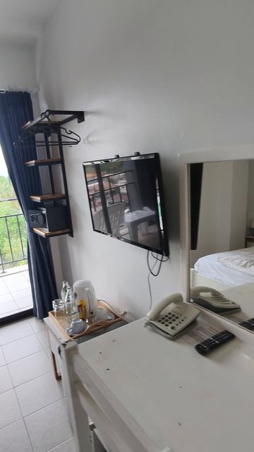 0d99160a4857613a17f95bfed647a860