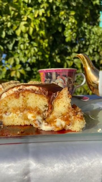 #сникерс #snickers #snickerscake #caramel #nuga #соленаякарамель #нежность #softcake #tendercare