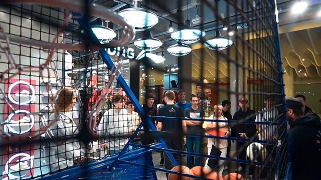 Презентация Speed 9 в новом магазине LI-NING в Москве!