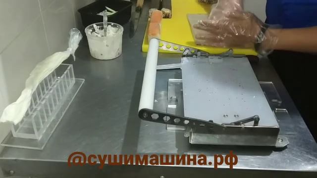 Готовим суши роллы.   #калифорнияролл