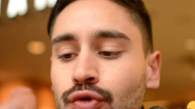 COME. Probando Macarons En París