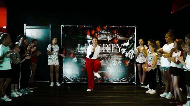 SUMMER | LOCKING | MIDDLE