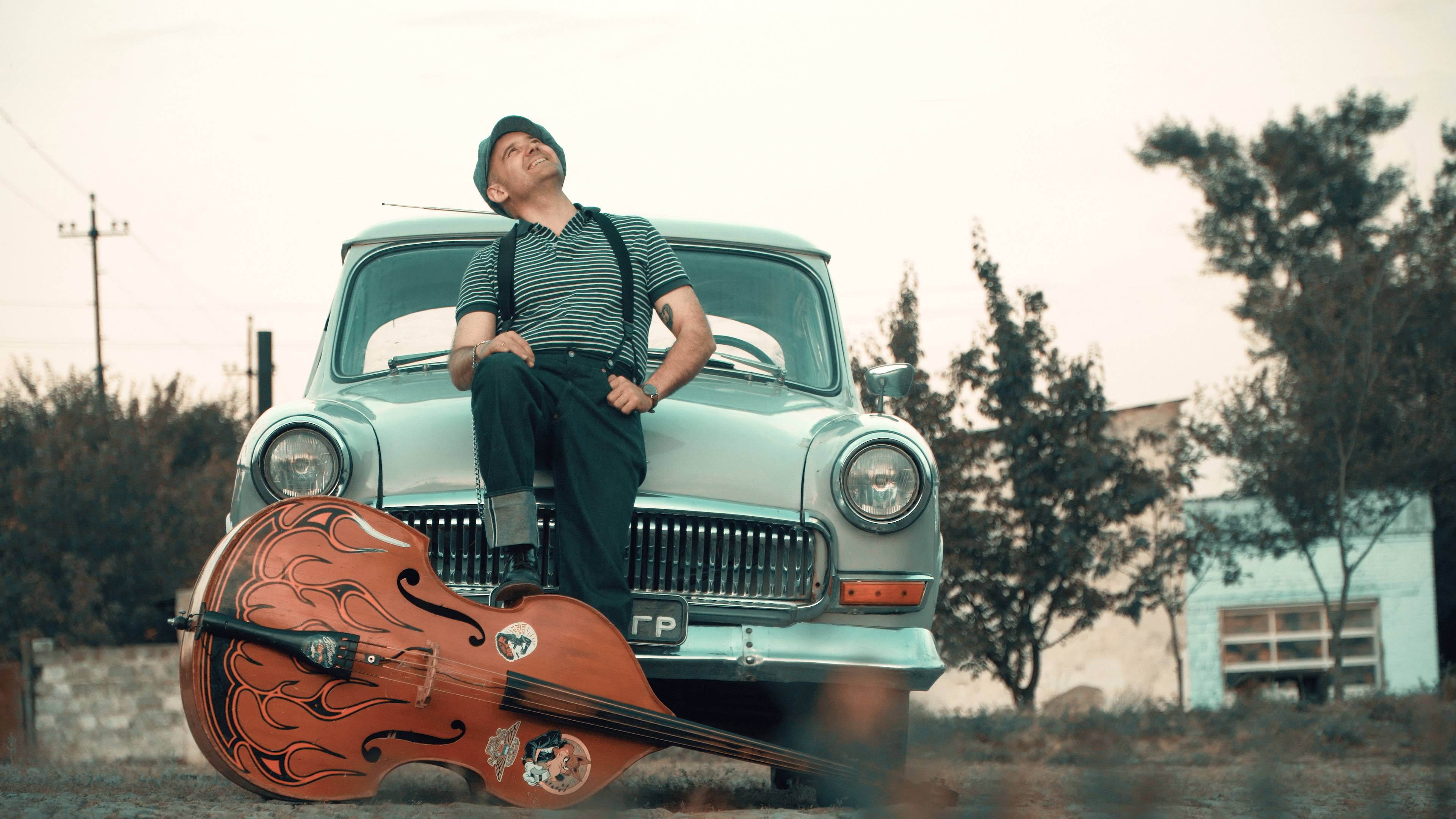 Moon Girl. PanBrothers Band. Official Video. 2020.