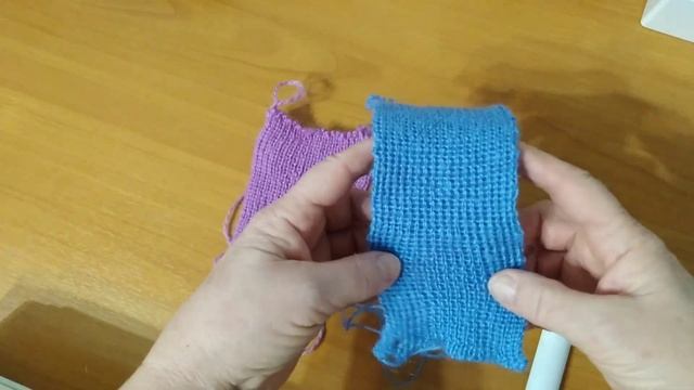 Первый раз вяжу на машинке.