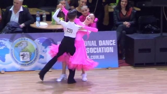 129 Ukrainian Open 2015 Juvenile 1 Ballroom Final Quickstep