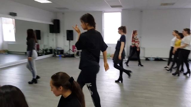 |Heels Class| - Die Teens Der IE Dance School! Part 1!