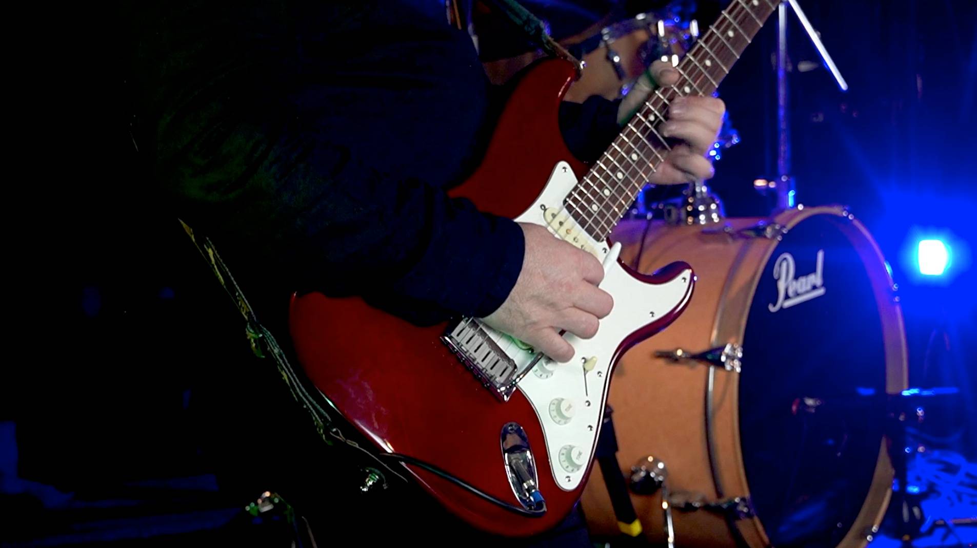 Eda9eaf3bb6a597eae6096d2a9aa2200