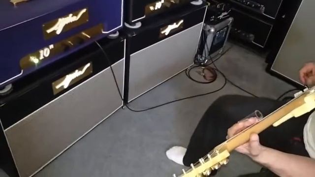 Sliding On The Purple Gjika 10^n Amp