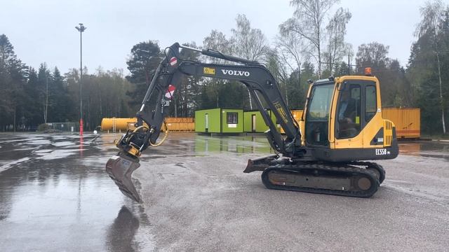 Grävmaskin med Tiltrotator, hydraulhammare & skopor med mera Volvo EC 55 B PRO