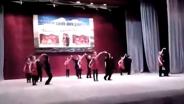 Танцевальная группа 