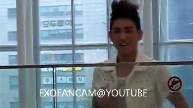 GOT7 JJ Project JB Jr Dance Like This Wonder Girls Flash Mob
