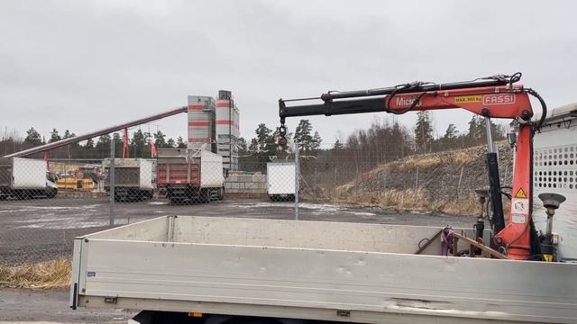 Peugeot Boxer Chassi med Fassi Micro 15 kran