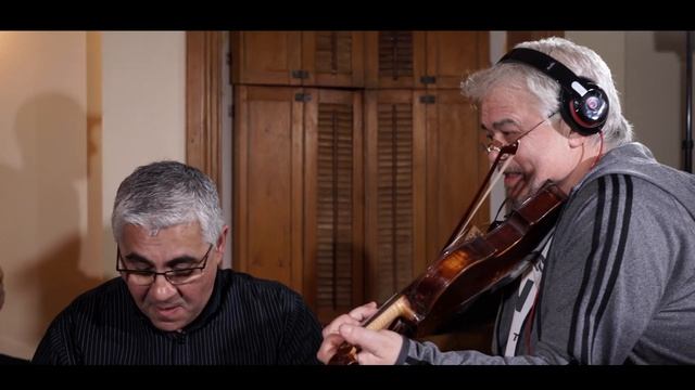 Carmen Piculeata & Friends -Gypsy Jazz Impro On G Minor Swing