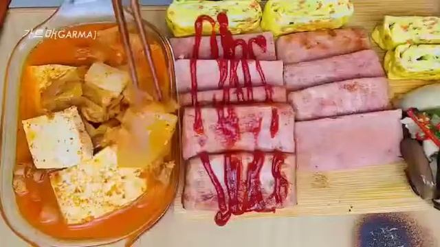 Complitation ASMR//МУКБАНГ//ЕДА//КОРЕЯ//ЗВУКИ ЕДЫ//