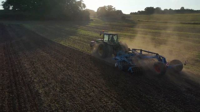 John Deere 8300 Mit Lemken Rubin 9/600