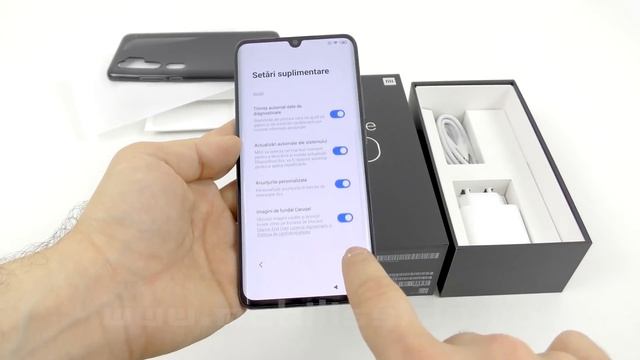 Xiaomi Mi Note 10 Unboxing în Română (Primul Smartphone Cu Camera De 108 Megapixeli)