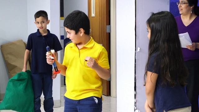 De Zavala ES Presents 