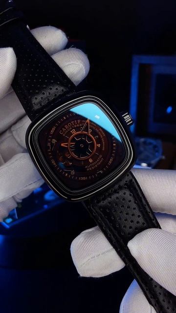 Безумно красивые механические часы