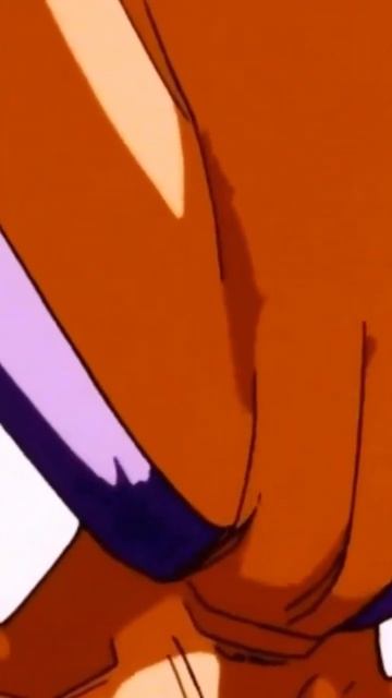 TRUNKS DEL FUTURO Se Intenta TRANSFORMAR En SUPER SAIYAYIN - Japones Vs Castellano Vs Latino #Short