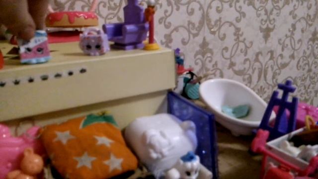 Shopkins ипизот 81 Песни молоко спилт 2