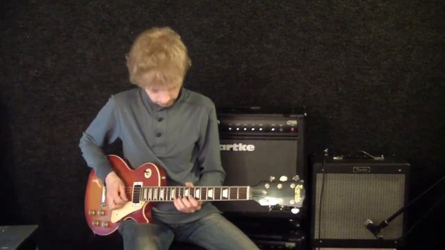 Струнодер 2.0- Emerador Les Paul Japan