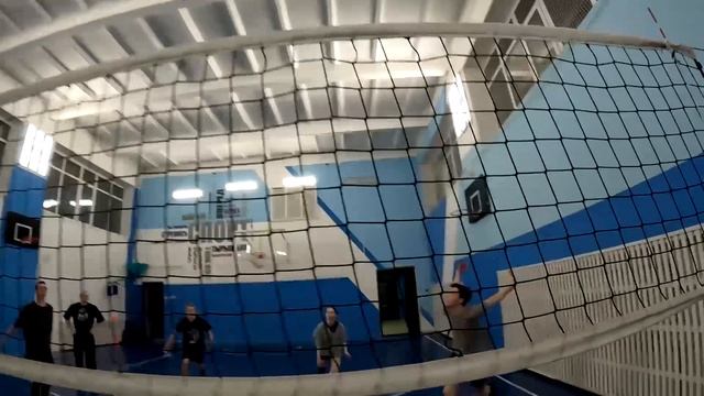 Волейбол в Казани для любительского уровня игры сет 6 вроде - без пауз