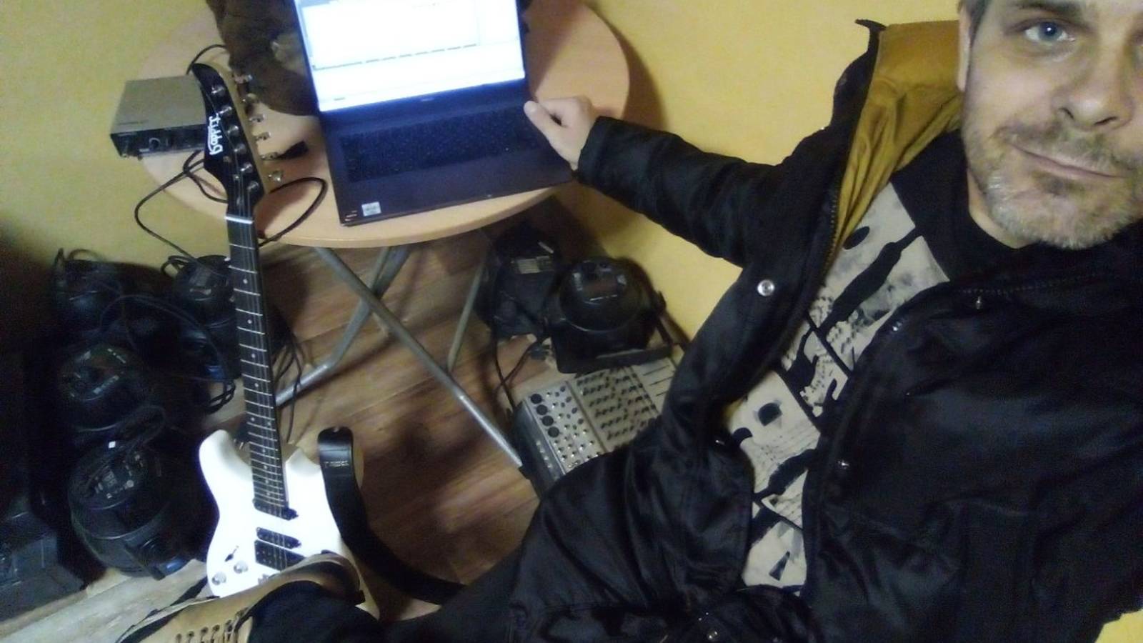 90a986fcc2e63996b93dc33d5d46daab