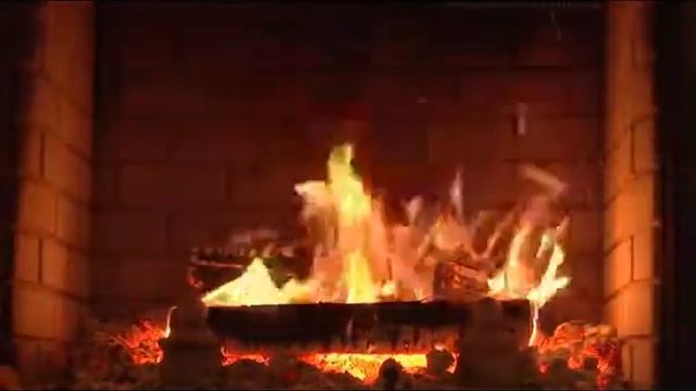 Огонь в камине футаж