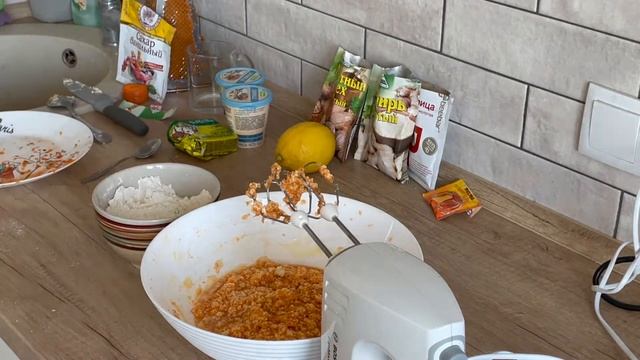 VLOG 3 | Празднуем День Рождения, Съемки, Готовлю морковный вупи пай, Украла носки?!