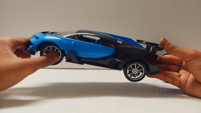 Blue Bugatti Vs Blue Convertible Bugatti With Opening Doors | Toy Unbox Toys