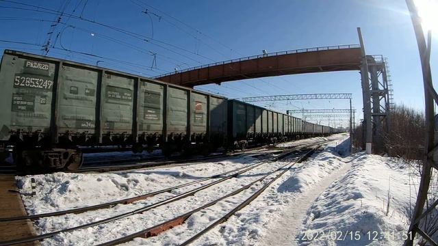 РЖД. Российская железная дорога. Провожаем товарный поезд на юг.
