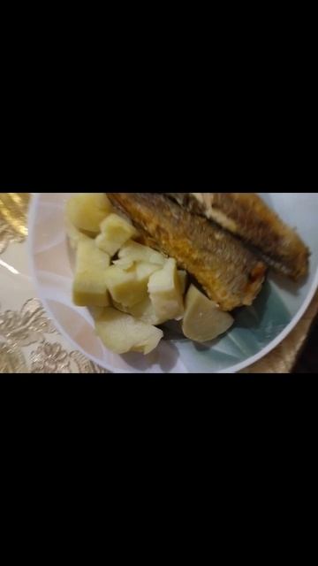 Рыба жареная с картошкой