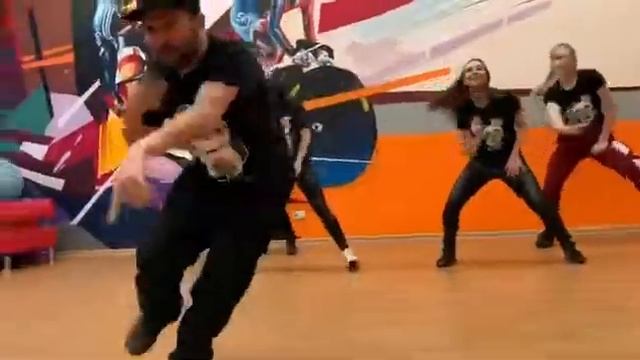 640fdcb914a2a7b27e237429b511e198