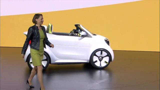The New Smart Forease Premiere At The 2018 Paris Motor Show