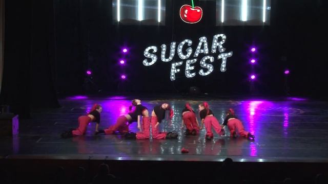 Black Queens - High Heels Group Adults Beginners