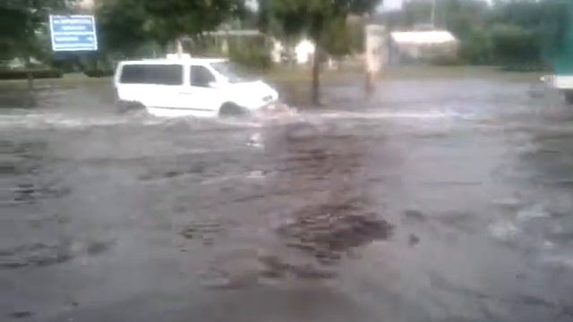Дороги в Кривом Роге после дождя 10.08.2016 ЖЕСТЬ!!