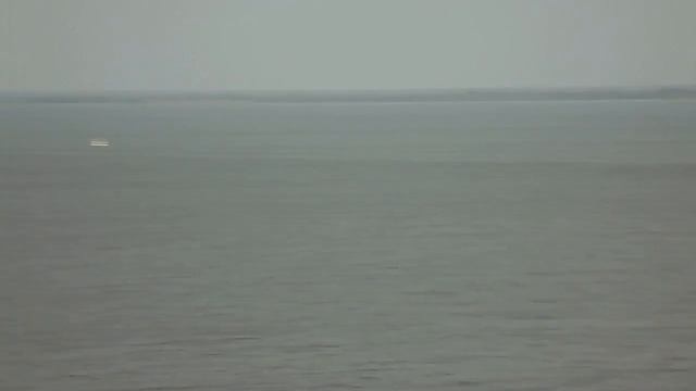 Механик Ивлев  проект Н 3290   и Плес  проект 576  вечером 6 сентября 2016 года на Волгоградском во