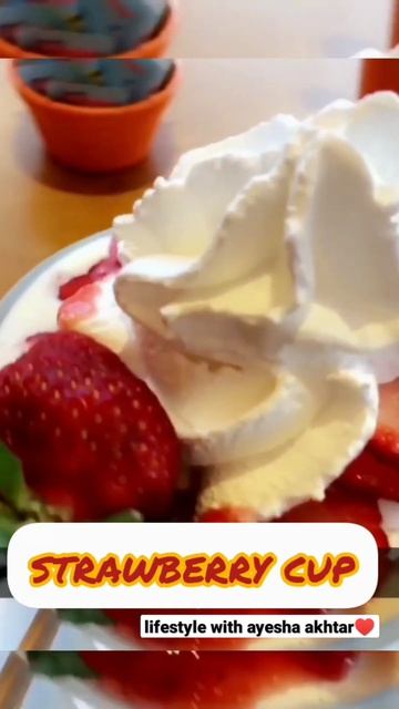 Strawberry Vanilla Icecream🍓🍧#yummy#icecream#strawberries#vanilla#shorts#youtube #viral