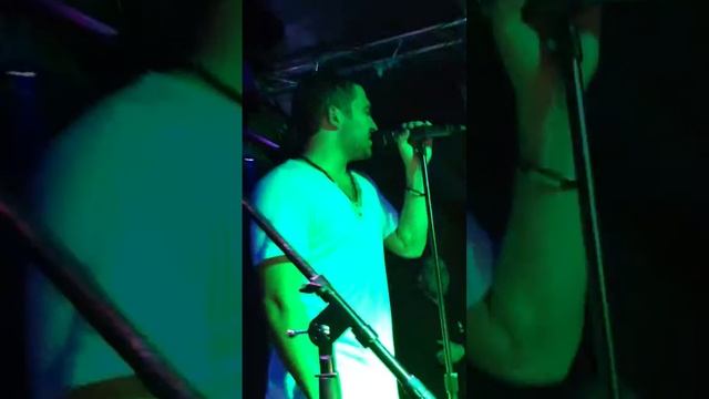 33f9a99bbedac5cdab64962947085371