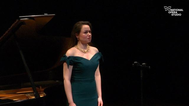 Nadia Kisseleva (piano) Sian Griffiths (mezzo)  - Barber, Vanessa, Must The Winter Come So Soon