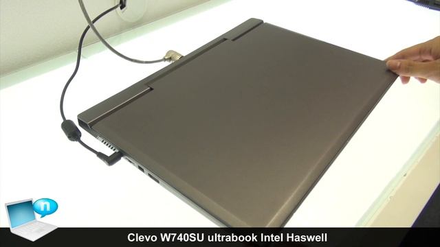 Clevo W740SU, 14-inch Ultrabook
