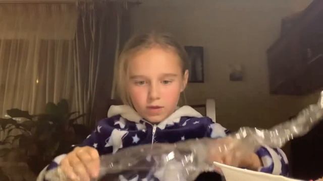 Пончик из ашана, интересно вкусно или нет ?