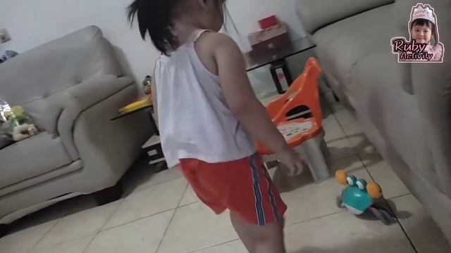 Mainan Kepiting Lucu, Bisa Nyala Lampu Dan Jalan Menyamping 🦀